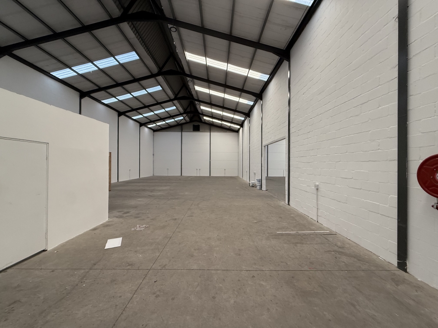 To Let commercial Property for Rent in Rivergate Western Cape